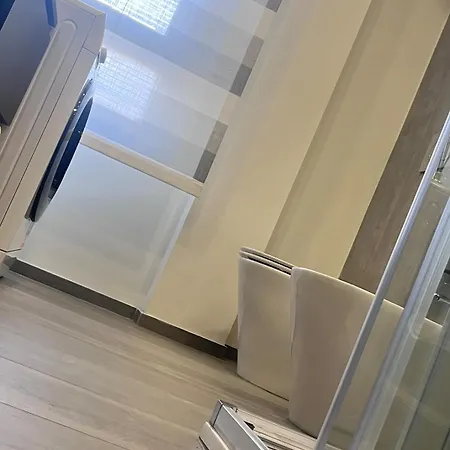 Casa Bianca, *