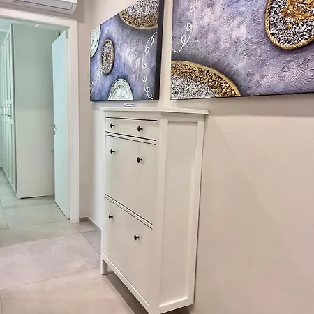 Casa Bianca, * Parme